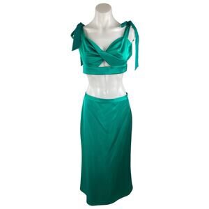 NEW Liv Foster Women's Green Satin Twist Front Crop Top Midi A-Line Skirt Set 6